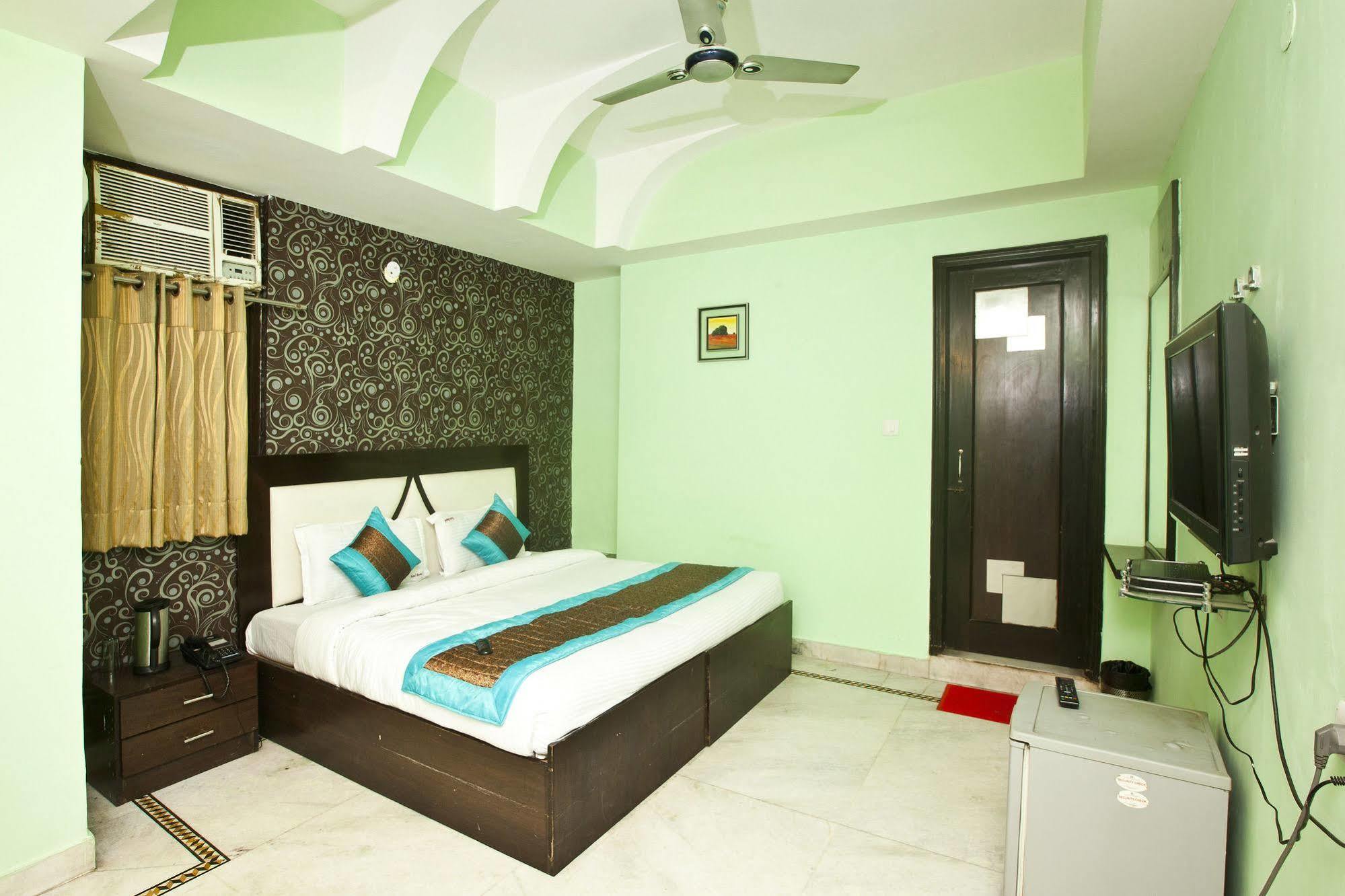 Hotel Ananda Delhi  Ngoại thất bức ảnh